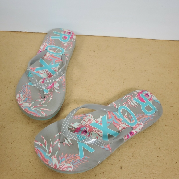 Roxy Other - Roxy flip flop  Sz 3 sandals